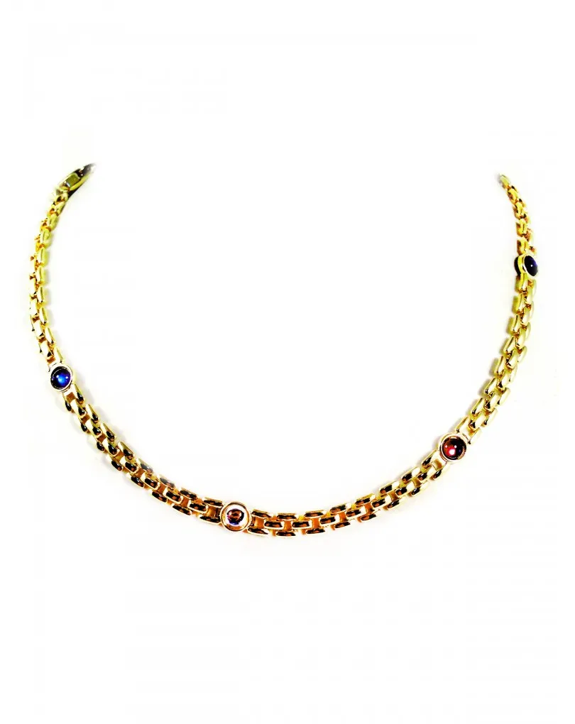 CADENA CHAPADA ORO 24K CADEANA CARTIER CON PIEDRA SINTETICA ZAFIRO, ESMERALDA, RUBI (ANCHO CADENA 0,5CM- LARGO 45CM)